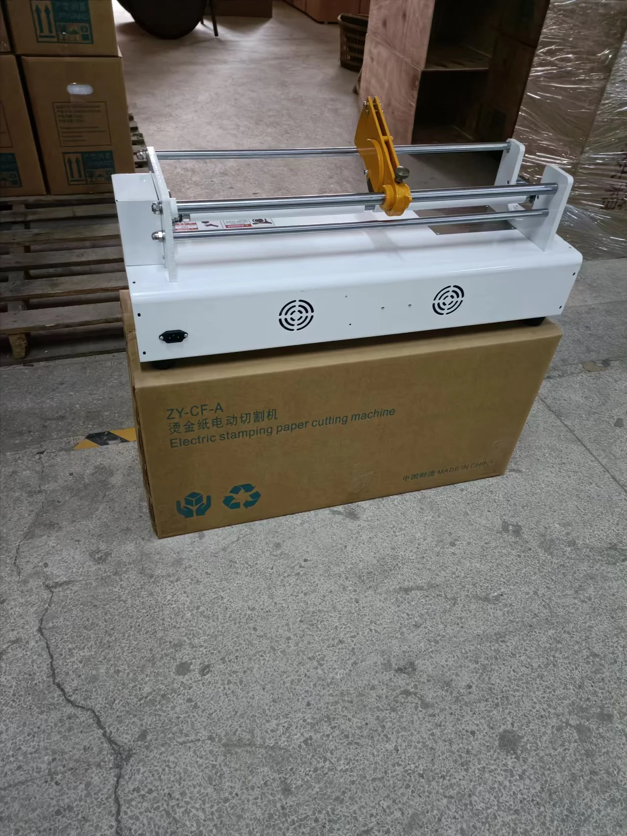 CF-A Paper Roll Slitter 640mm Aluminum Foil Cutting Machine Electric Foil Cutting Machine Film Roll Cutting Machine