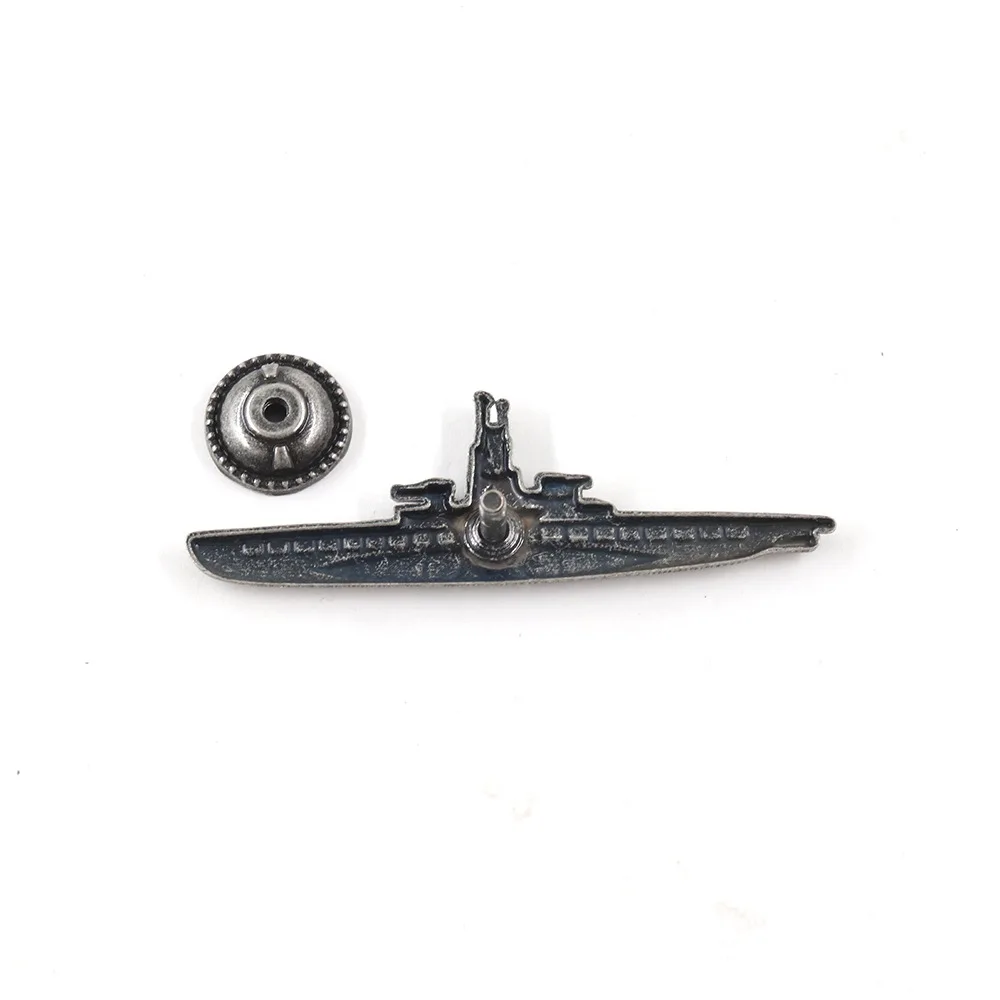 1PC Soviet Red Star Submarine Vintage Metal Enamel Pin, WWII Navy Military Brooch, Historical Collectible Jewelry Gift