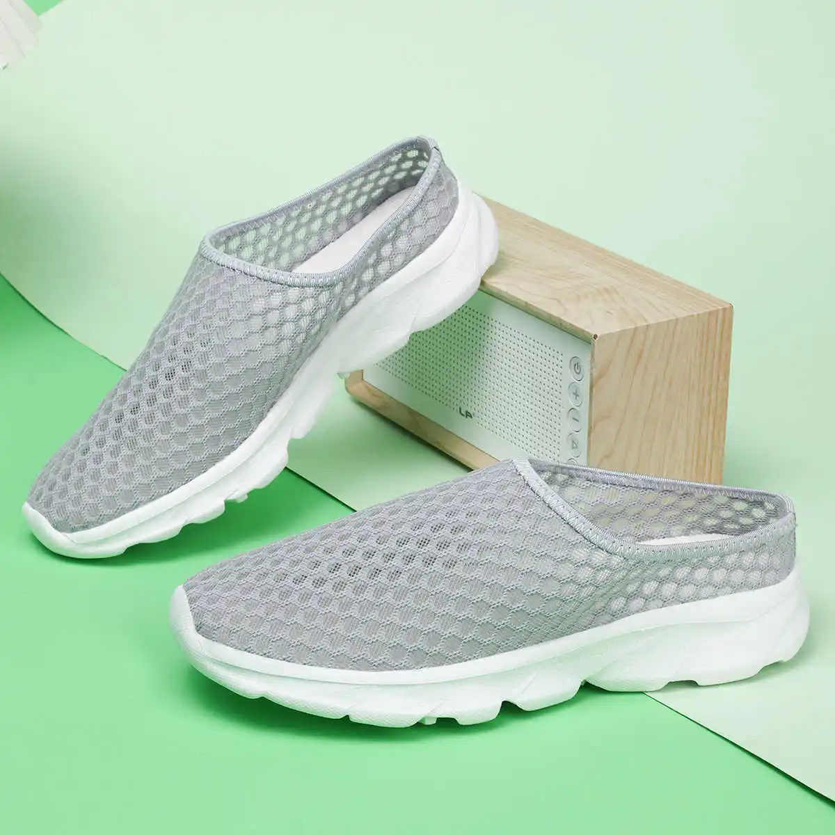 

Нескользящие женские мягкие домашние тапочки-шлепанцы, мужские полусандалии, кроссовки, спортивная обувь премиум-класса