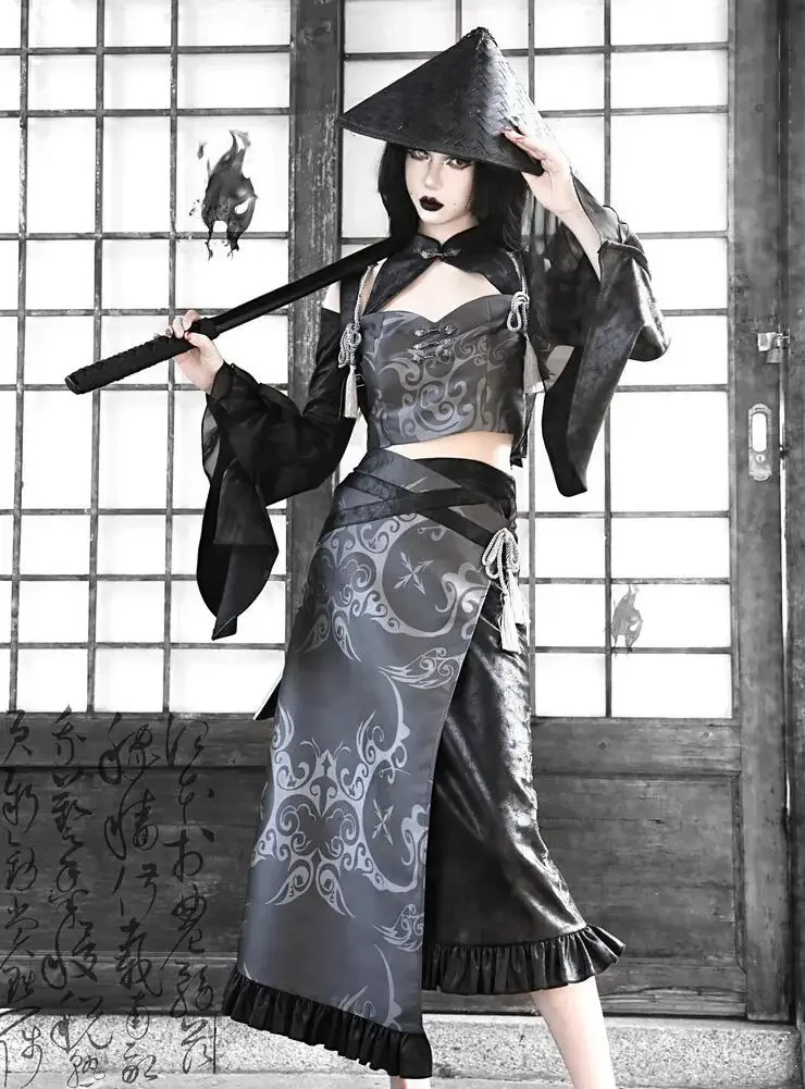 ロールプレイ衣装日本の忍者女性コスプレゴシックフリルフレアスリーブシャツパッチワークタッセルセクシーなクロップトップブラウスパーティーウェア