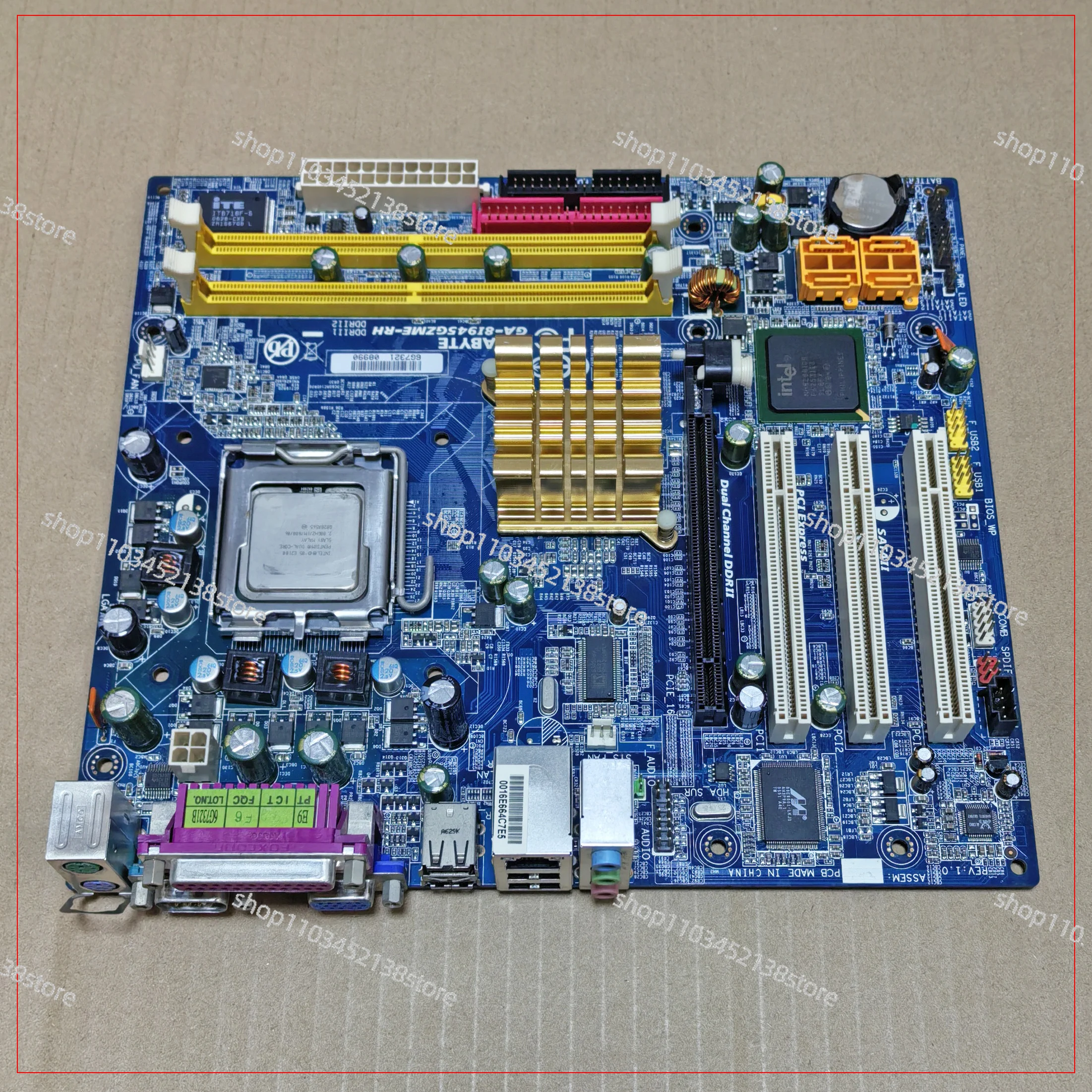 

GA-945GZME-RH Полностью интегрированная основная плата с полным интерфейсом GA-945GCMX-S2 Промышленная контрольная промышленность Б/у оригинал