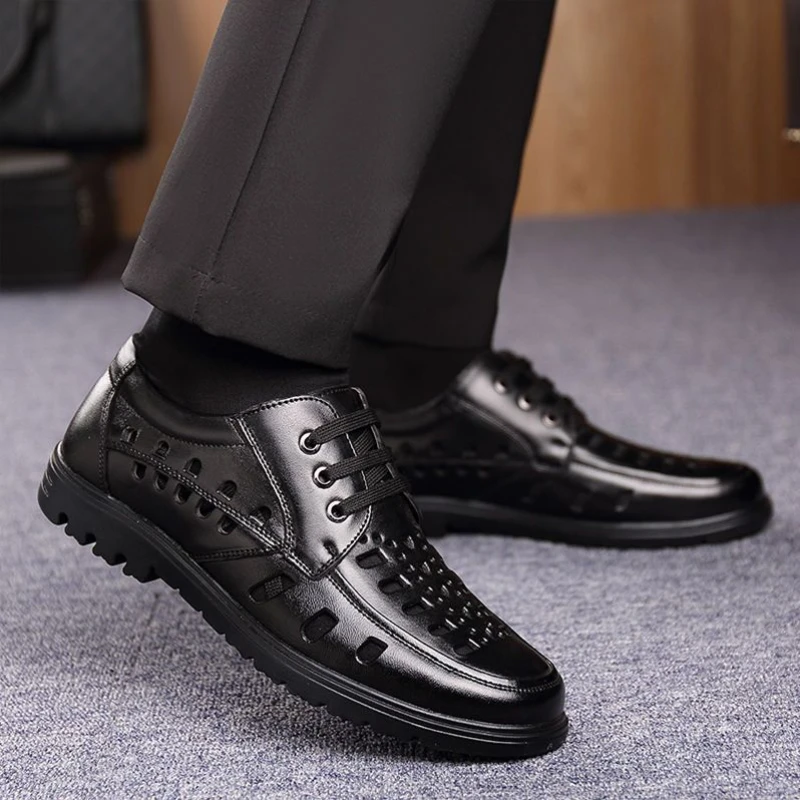 Summer Men's Sandals Breathable Hollow Out Men Casual Shoes Luxury Lace-up Leather Shoes Outdoor Comfor Men sandalias 2026 New
