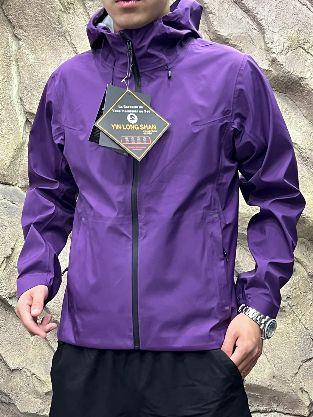 All-Match Outdoor Hardshell Jacket Ultra Sonic Full Pressure Sealing for Men And Women Spring Autumn Season Polyester Fiber