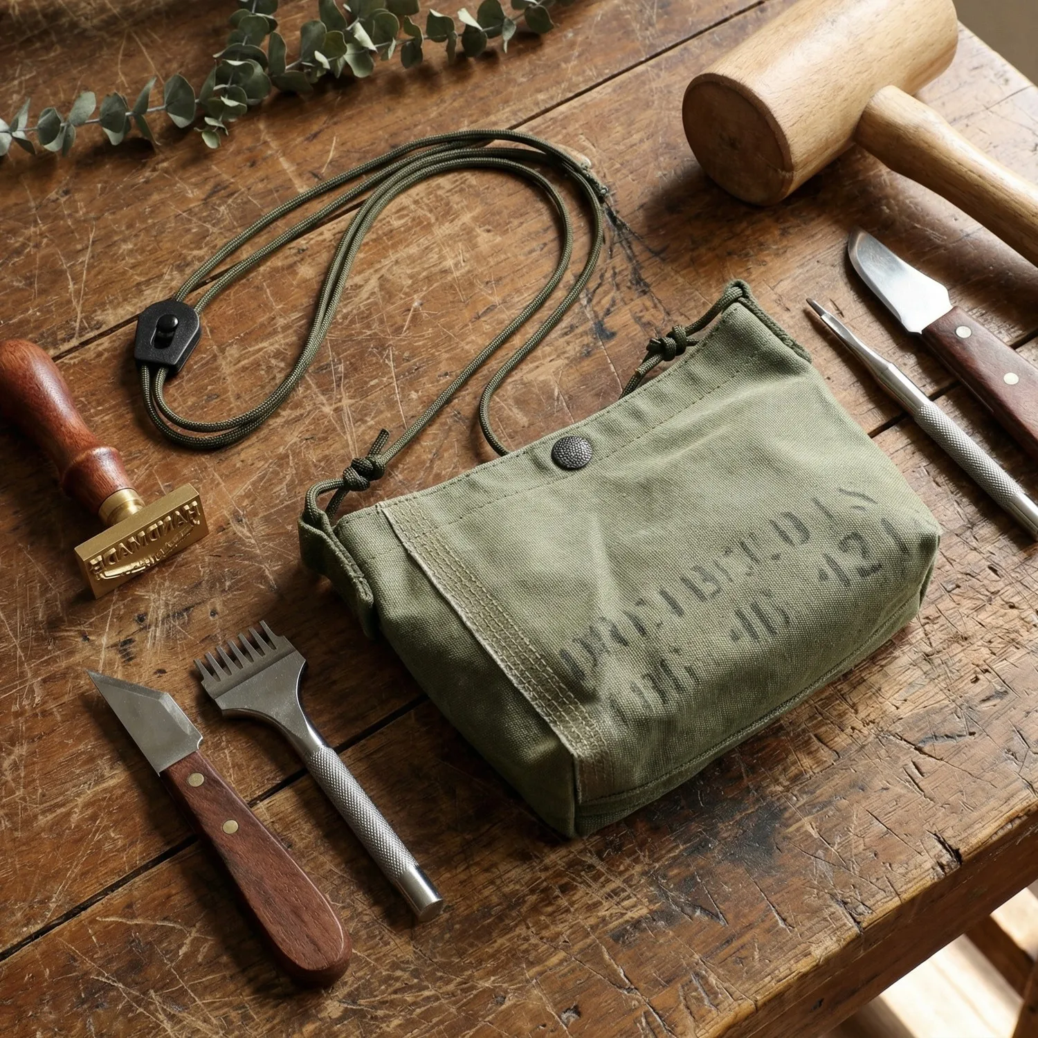 Retro Washed Distressed Army Green Crossbody Bag for Men Casual Canvas Shoulder Bag Letter Print Adjustable Strap Travel Satchel
