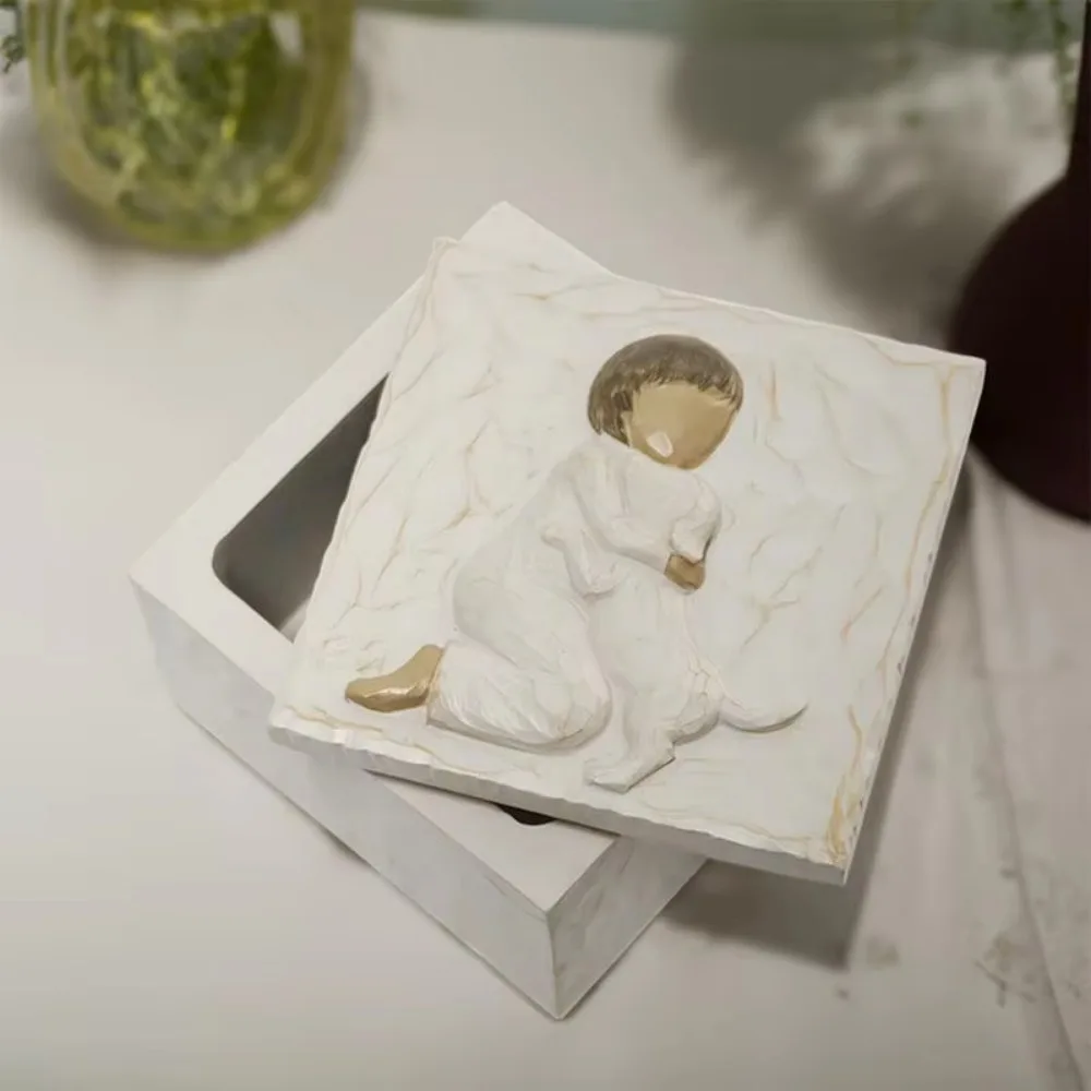 

Creative Universal Pet Coffin Box Handmade Cartoon Resin Pet Urn Cat Memorial Box Pet Gift