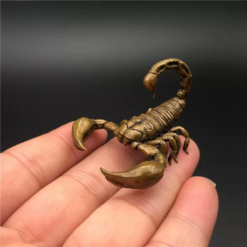 Exquisite Brass Pendant Sculpture Scorpion Keychain Statue Small Ornaments