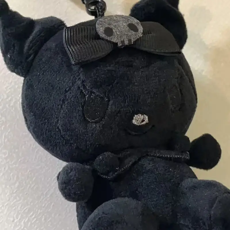 Dark Magic Series Hello Kitty Cinnamoroll Kuromi Super süßer Plüsch-Schlüsselanhänger Cool Girl Exquisites Plüschtier-Studentenpaket zum Aufhängen