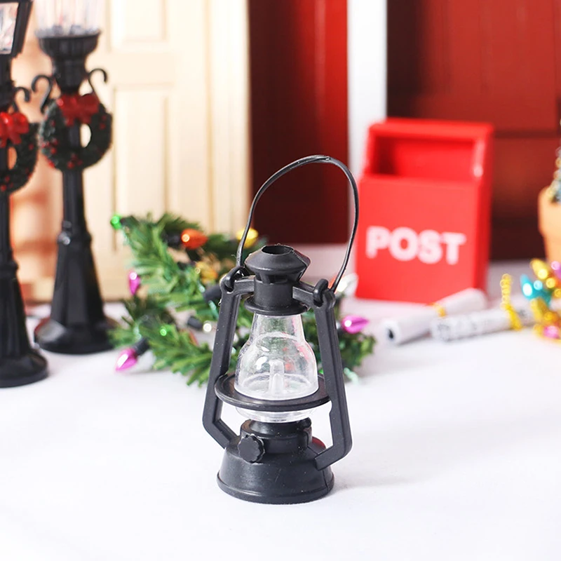 1PC 1:12 Mini Living Room Scene Ornaments Miniature Kerosene Lantern Dollhouse 