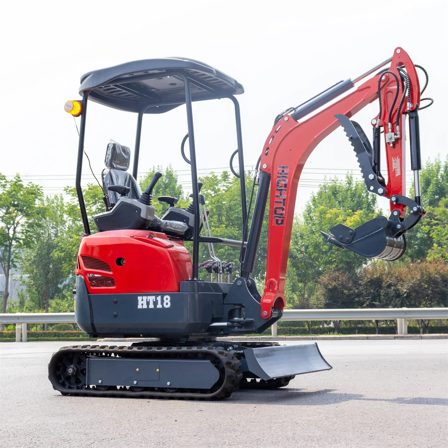 Hightop Factory Price Small Digger Mini Hydraulic  1 Ton 1.8 Ton 2 Ton Crawler Excavator For Sale