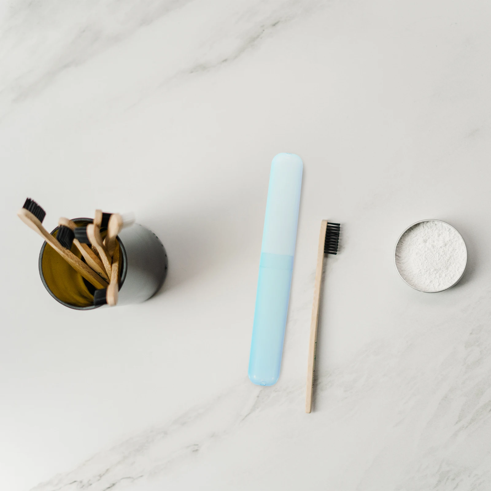 

4pcs Portable Case Compact Travel Holder For Toothbrush Storage Plastic Organizer Box Travel Toothbrush Container