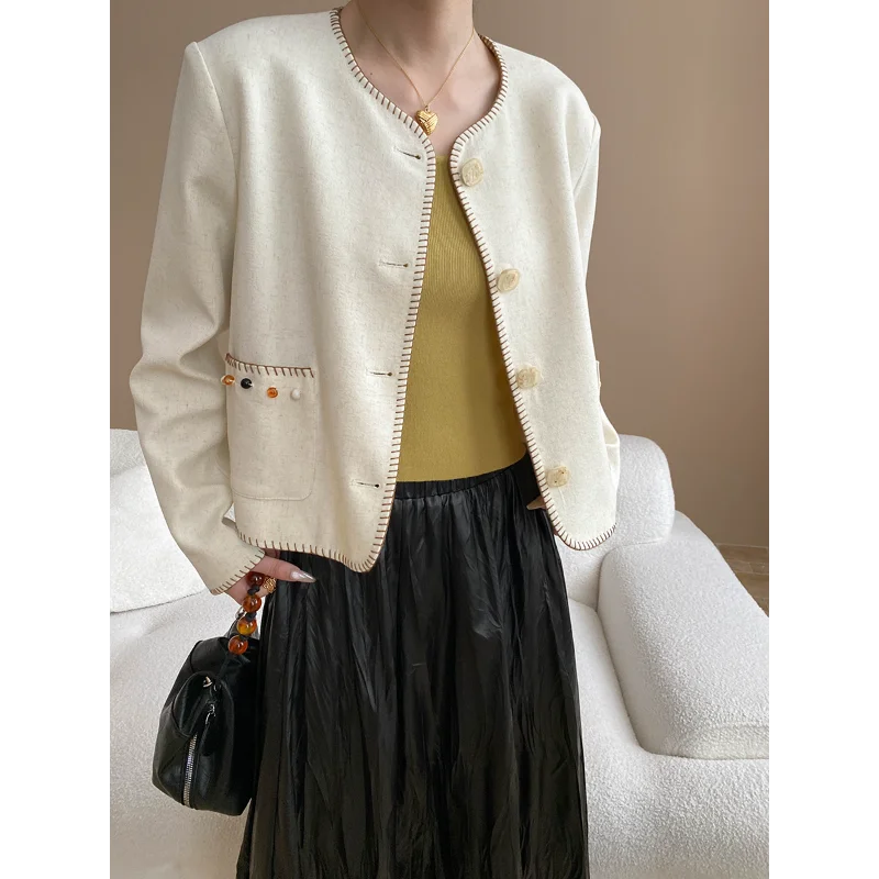 

Embroidered Thread Edge Pocket Beaded O Neck Short Coat Women Fashion Simple Beige Long Sleeve Sweet French Small Fragrance Coat