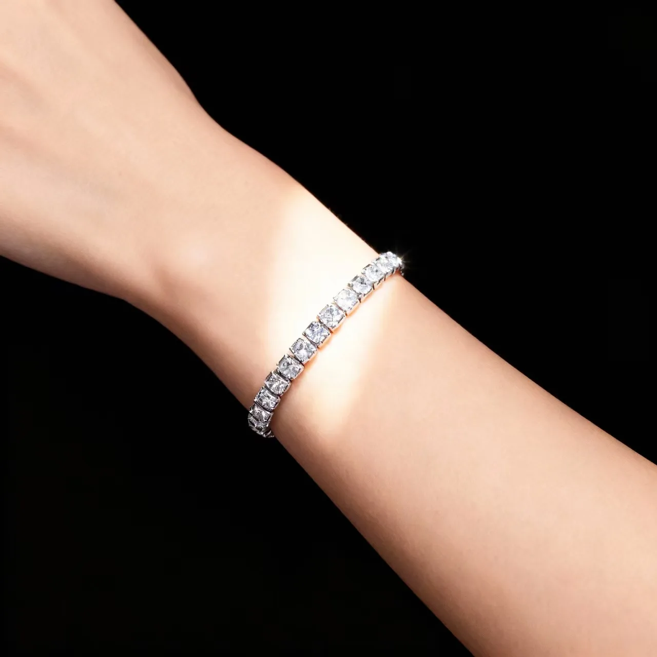 Cross border hot selling 4mm hip-hop single row bracelet, simple circular full diamond bracelet, personalized and fashionable ho
