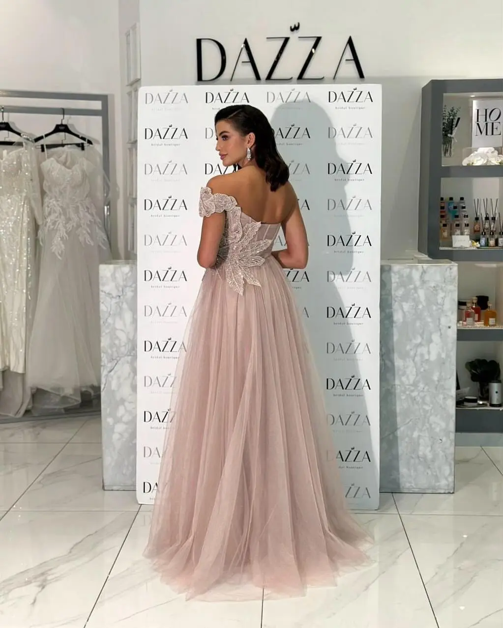 Meetlove واحد على الكتف بلا أكمام خط طول الأرض تول الدانتيل الديكور مخصص زين عارية الذراعين فساتين لحضور الحفلات الموسيقية للنساء