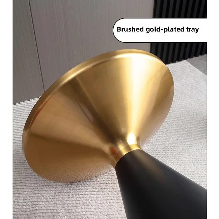 ปรับแต่งโต๊ะกาแฟหรูหราแสงนอร์ดิกโซฟาห้องนั่งเล่นที่ทันสมัยสร้างสรรค์