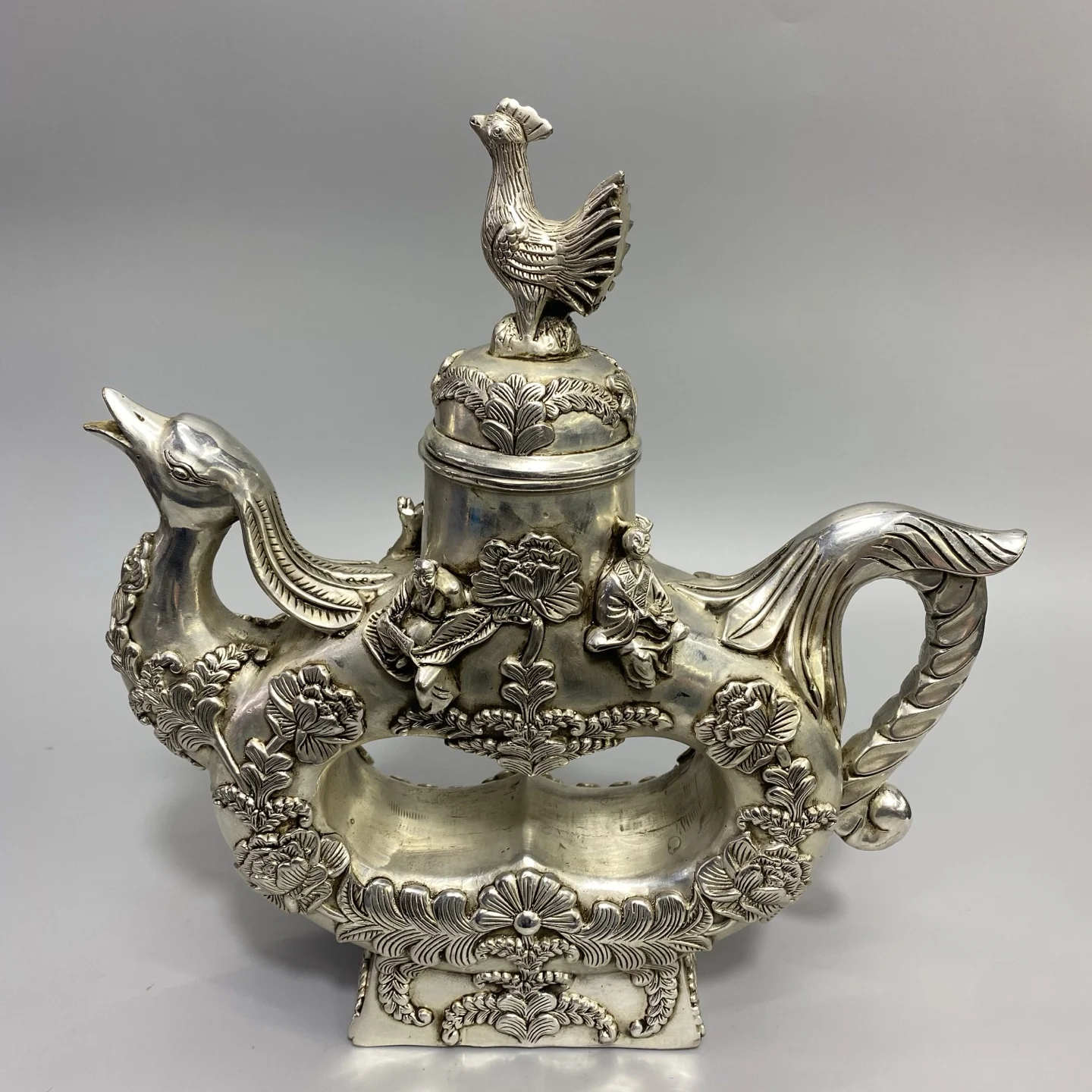 

11"Tibetan Temple Collection Old Bronze Gilded Silver floral pattern Phoenix Statue Pot Teapot Kettle Fagon Amass wealth