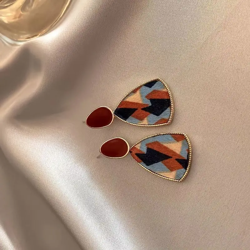 2026 Silver Needle Korean Retro Red Stud Earrings Elegant Baroque Style for Women Simple French Temperament Female Jewelry