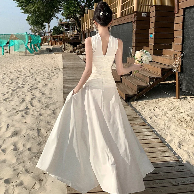 

Retro Temperament Knitted Strapless Dress For Women, Summer Beige Color, High-End Romantic Atmosphere, Vacation Long Dress