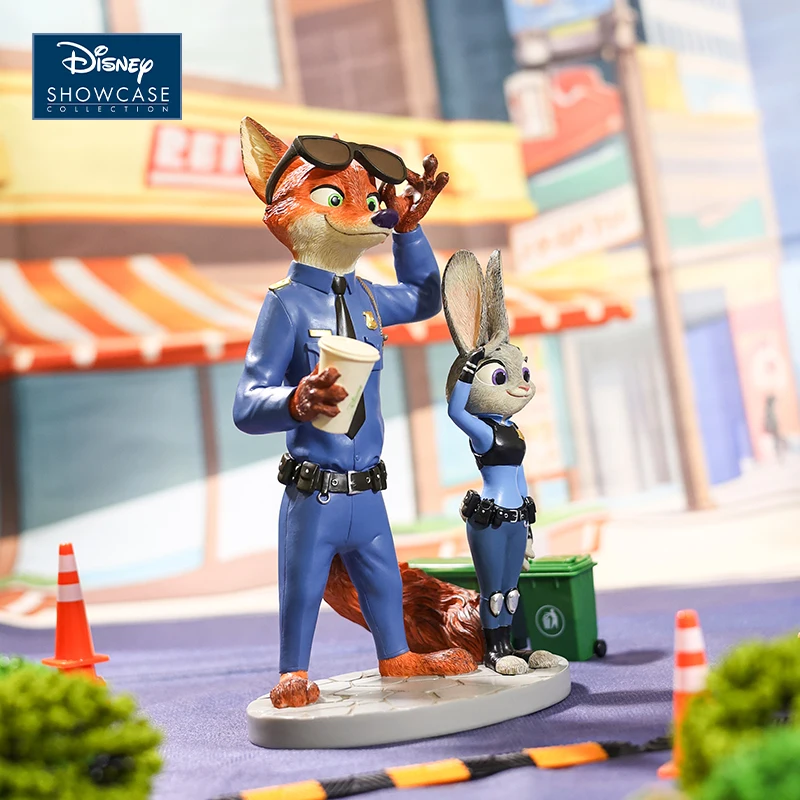 

New product Crazy Animal City peripheral figurines Judy Nick embrace ornament Rabbit Judy Fox Nick deskto ornaments Birthda gift