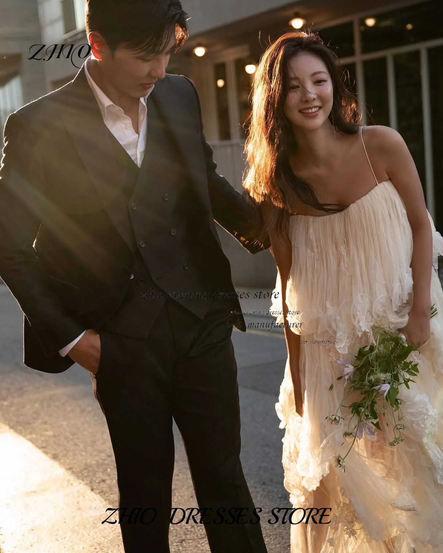 ZHIO Splendidi spalline in morbido tulle multistrato Matrimonio coreano Corsetto personalizzato Lunghezza pavimento Foto di matrimonio Abiti da sposa