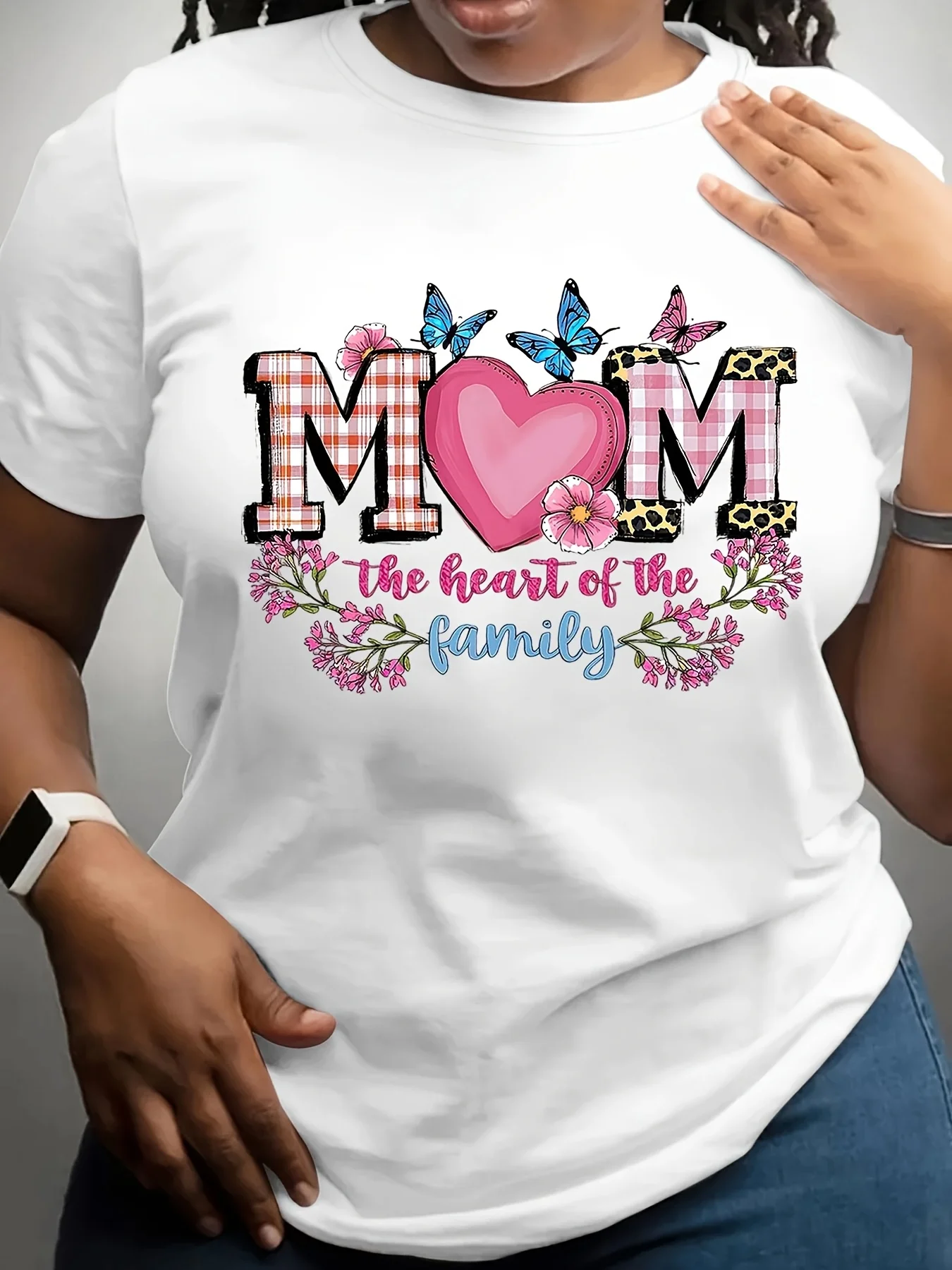 Women's Plus Size Mom Heart Butterfly & Floral Print Short Sleeve Round Neck Casual T-Shirt Top For Mother's Day Gift It is also suitable for casual daily wear.