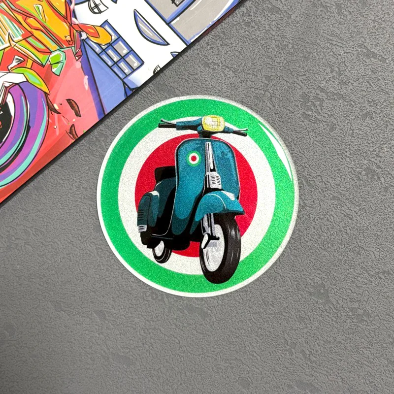 مناسبة لملصقات الزخرفية المغناطيسية المطاطية الناعمة GTS GTV GTA 300 LX 125 150 Sprint RA مقاومة للماء غلاف مغناطيسي ضعيف