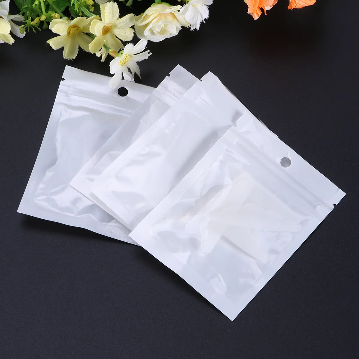 

4pcs Eyelash Perming Pads Silicone Curler Shield Reusable Lash Extension Kit Beauty Makeup Tool For Women