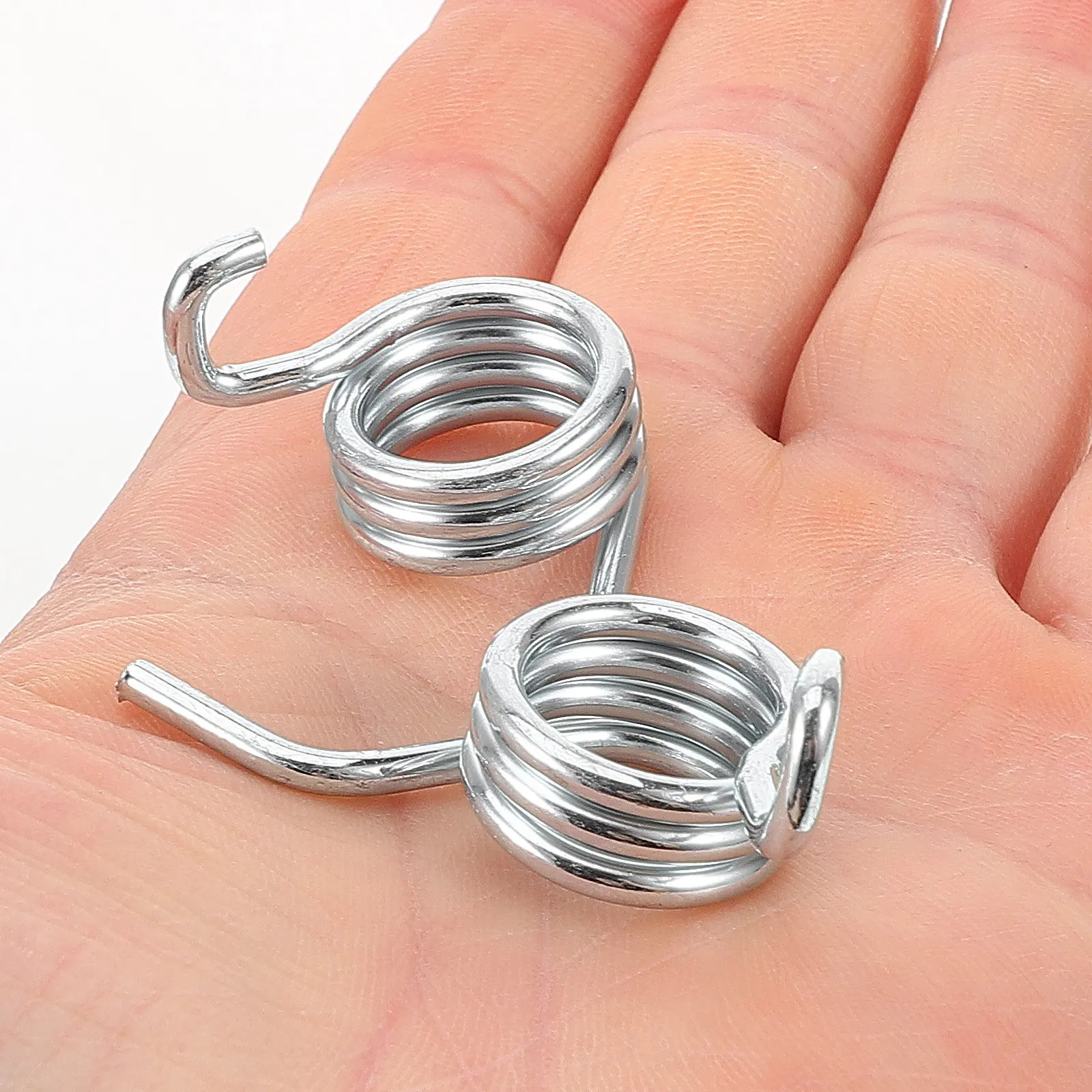 2Pcs Off-Road Motorcycle Foot Peg Mount Aluminum Alloy Footrest Pedal Bracket for Dirt Bike Footrests Springs Enhanced Stability