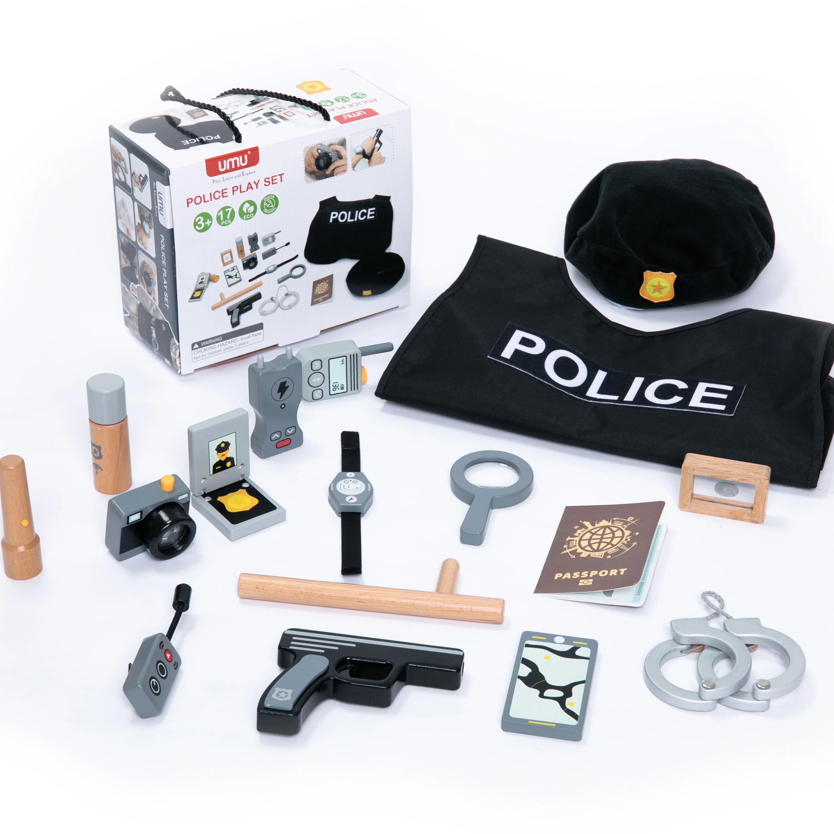 

Chidren role-playing international police toys box emulate toy