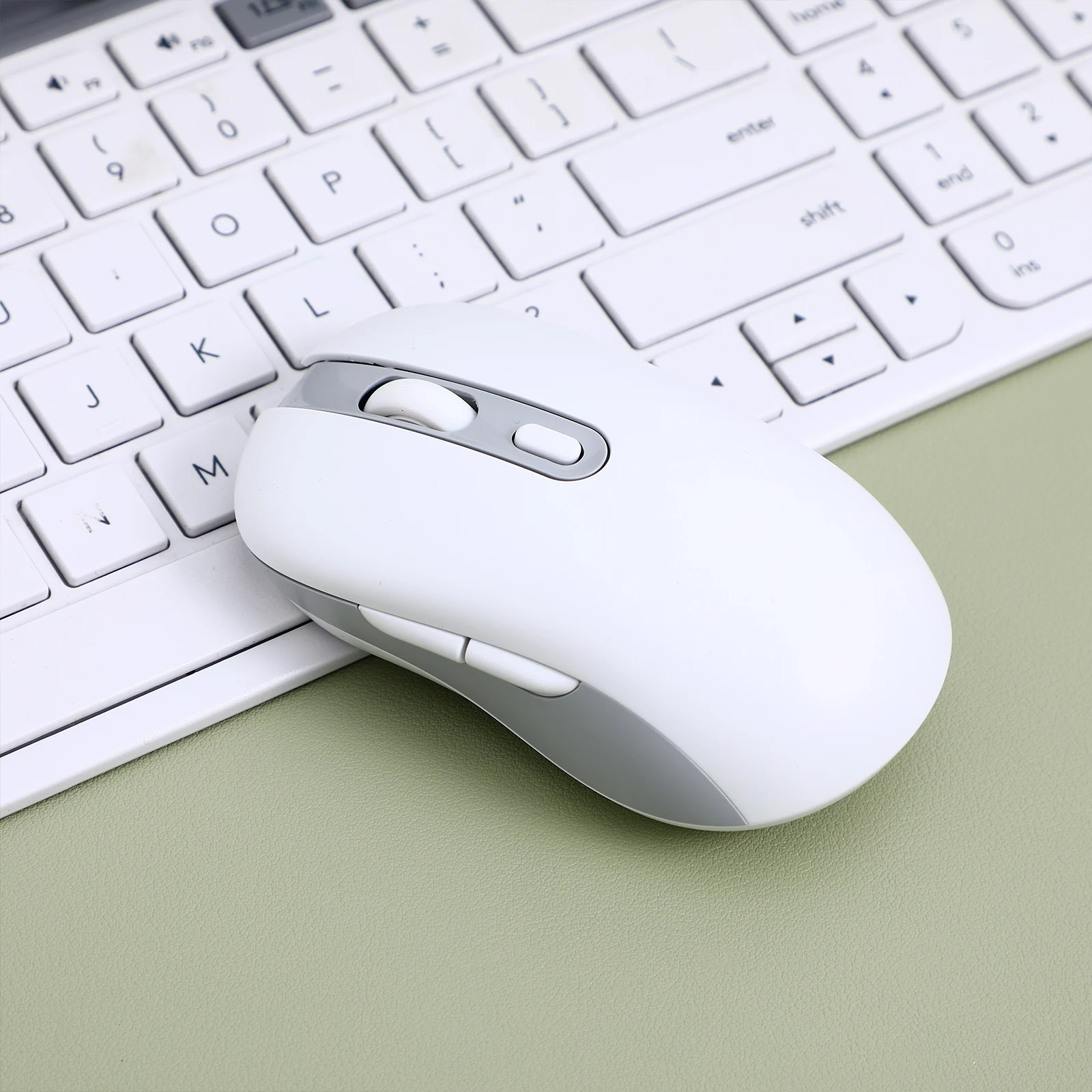 

Adjustable Sensitivity Wireless Mouse Rechargeable Ergonomic Design Portable for Various Usage Scenarios Wireless Mouse