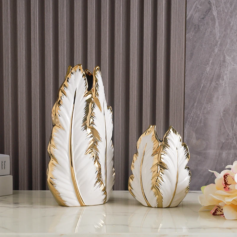 Wholesale Luxury Nordic Modern Glazed Plantain Herb Banana Leaf Home Hotel Decoration Black White and Gold Ceramic Vase