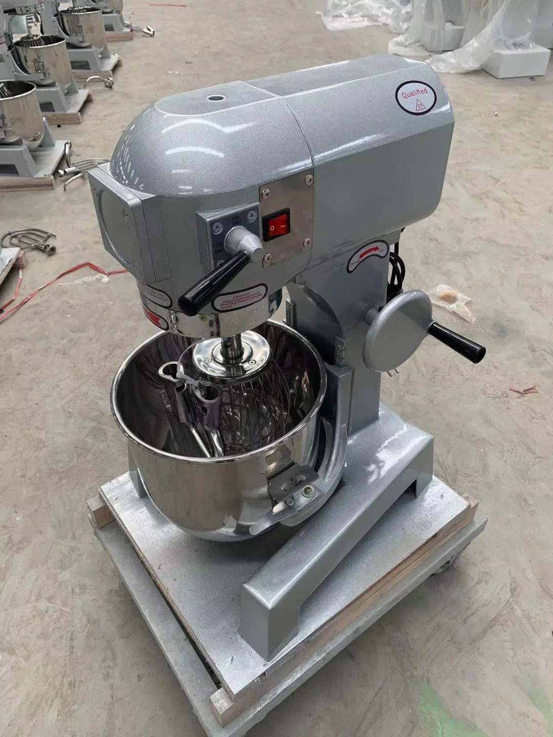 

#Hot Sale Commercial Stand Cake Mixer Dough Automatic Mixer Machine Bakery Equipment