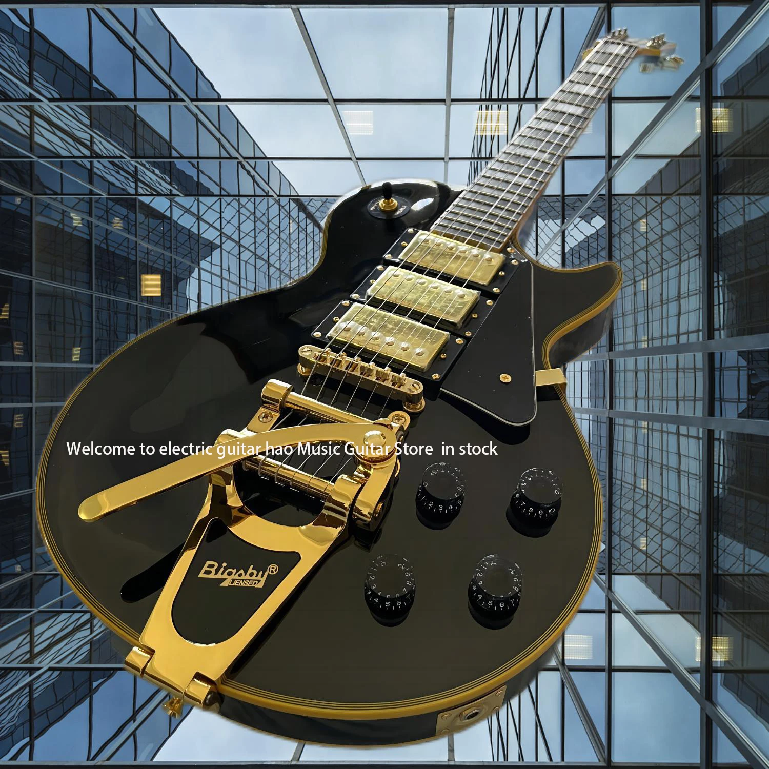 جيتار كهربائي أسود ساخن، تكوين كامل الارتفاع، ثلاثة التقاطات، عصا تحكم كبيرة، عرض الروك