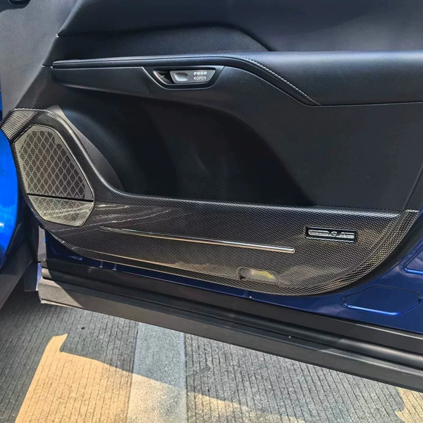 For Lexus ES300h ES200 LX NX260 RX300 RX350h RX450h 2026 Door Anti-Kick Guard Cover Scratch-Resistant Kick Shield Interior