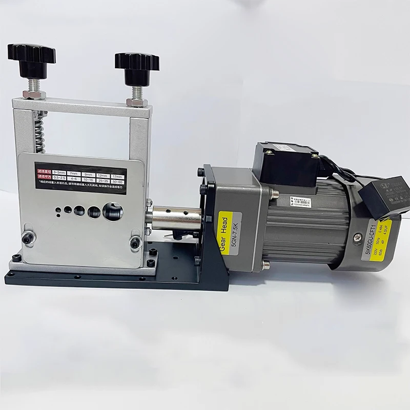 آلة تجريد الأسلاك الكهربائية أوتوماتيكية بالكامل متجرد الأسلاك الصغيرة الخردة الأسلاك النحاسية معدات تجريد الكابلات المنزلية