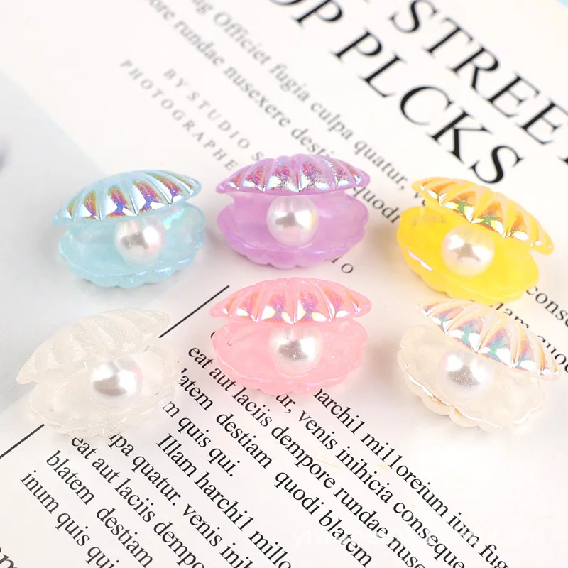 6 Pcs Kawaii Cartoon Funny Noctilucent Pearl Shell Clogs DIY Jewelry Glow In The Dark Accessories For Adults Kids Gifts Girl Toy