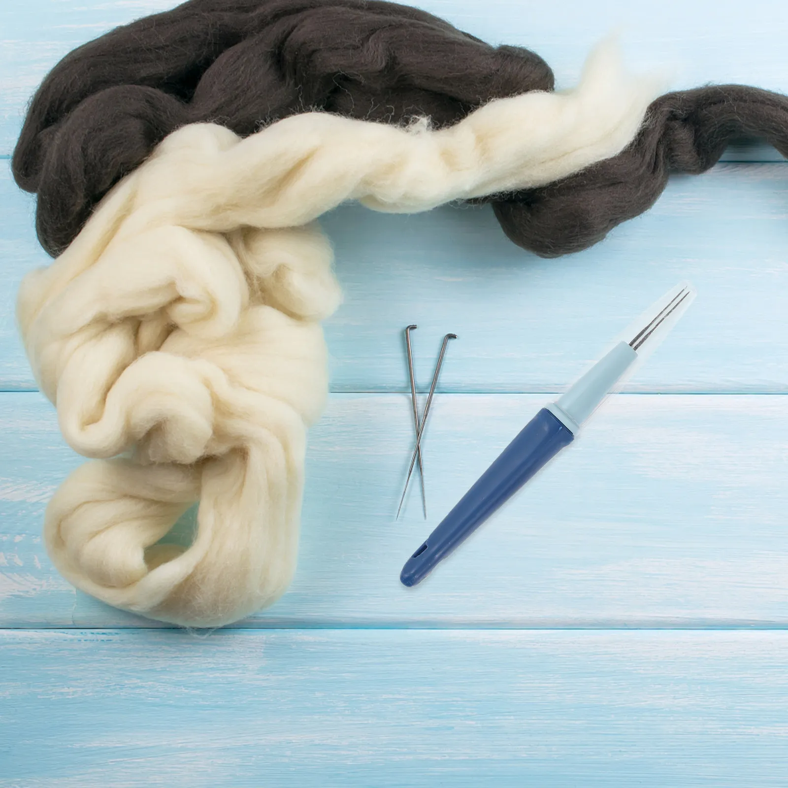 

2Pcs Punch Needle Embroidery Tool Kit Comfortable Grip for DIY Handcraft Cross Stitch Sewing Embroidery Set Punch Needle