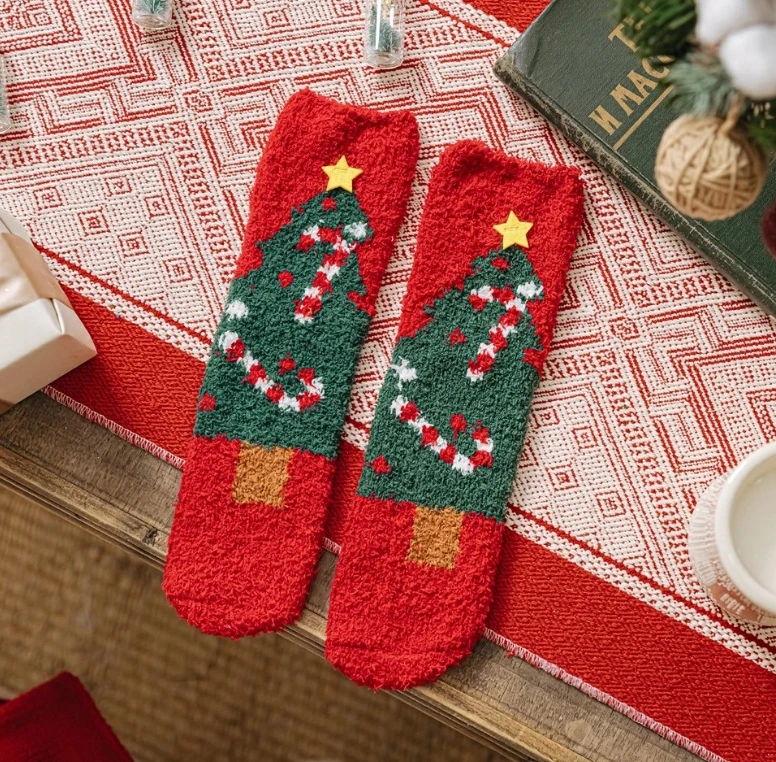 Autumn and Winter Coral Velvet Non shedding Sleep Socks with Ball Gift Box, Thickened Christmas Socks for Women, Warm Mid tube F