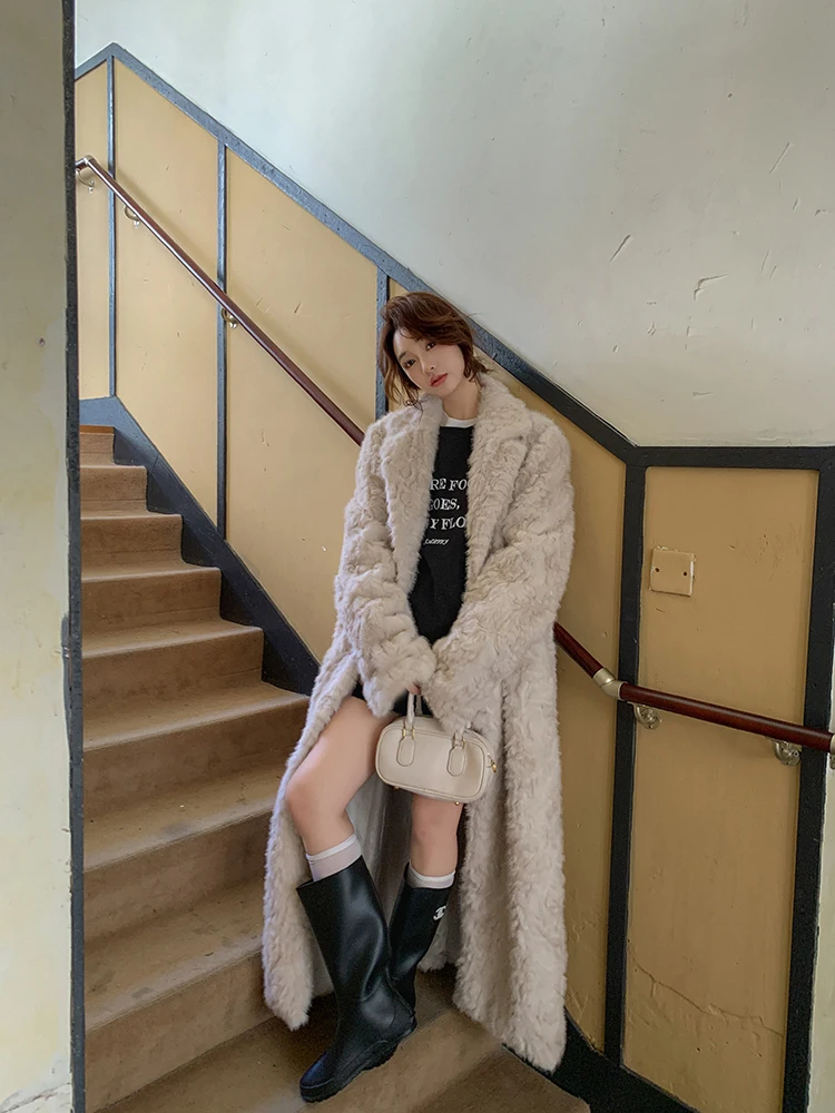 

Ele Long Length Fur Coat Women's Thiened High Waist Slim Fit Outerwear Winter 2025 Faion Korean Sle Synthetic Leather