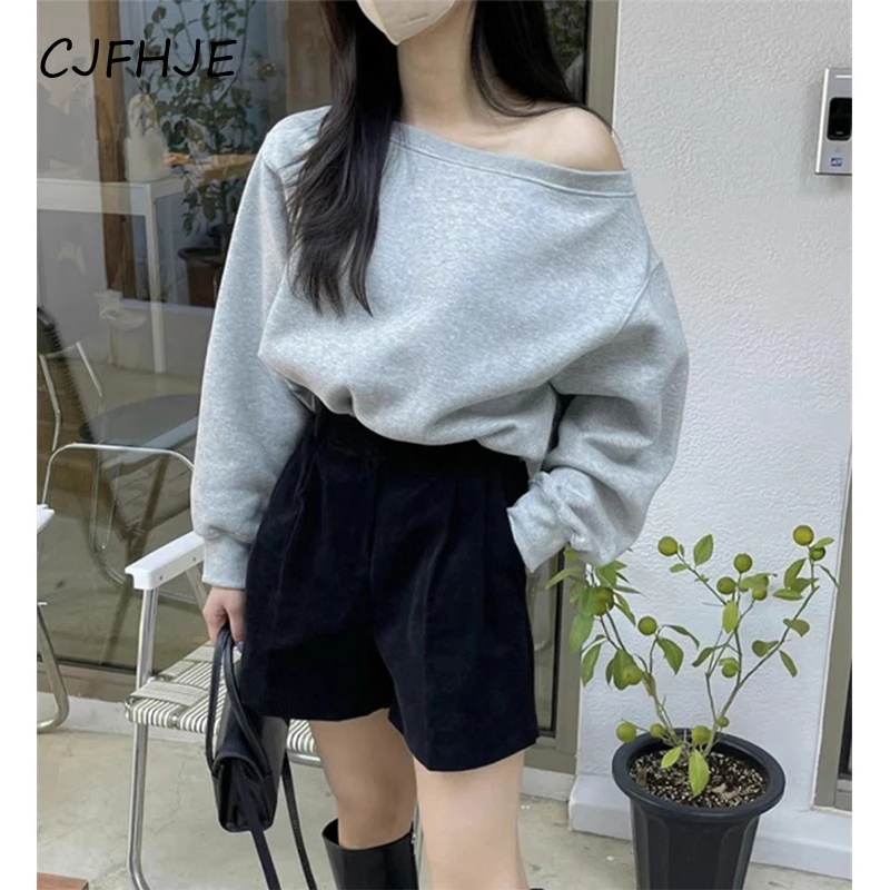 CJFHJE Streetwear Cropped Sweatshirt Women Y2K Sexy Off Shoulder Pullovers Korean Solid Casual All Match Hoodies Tops Spring