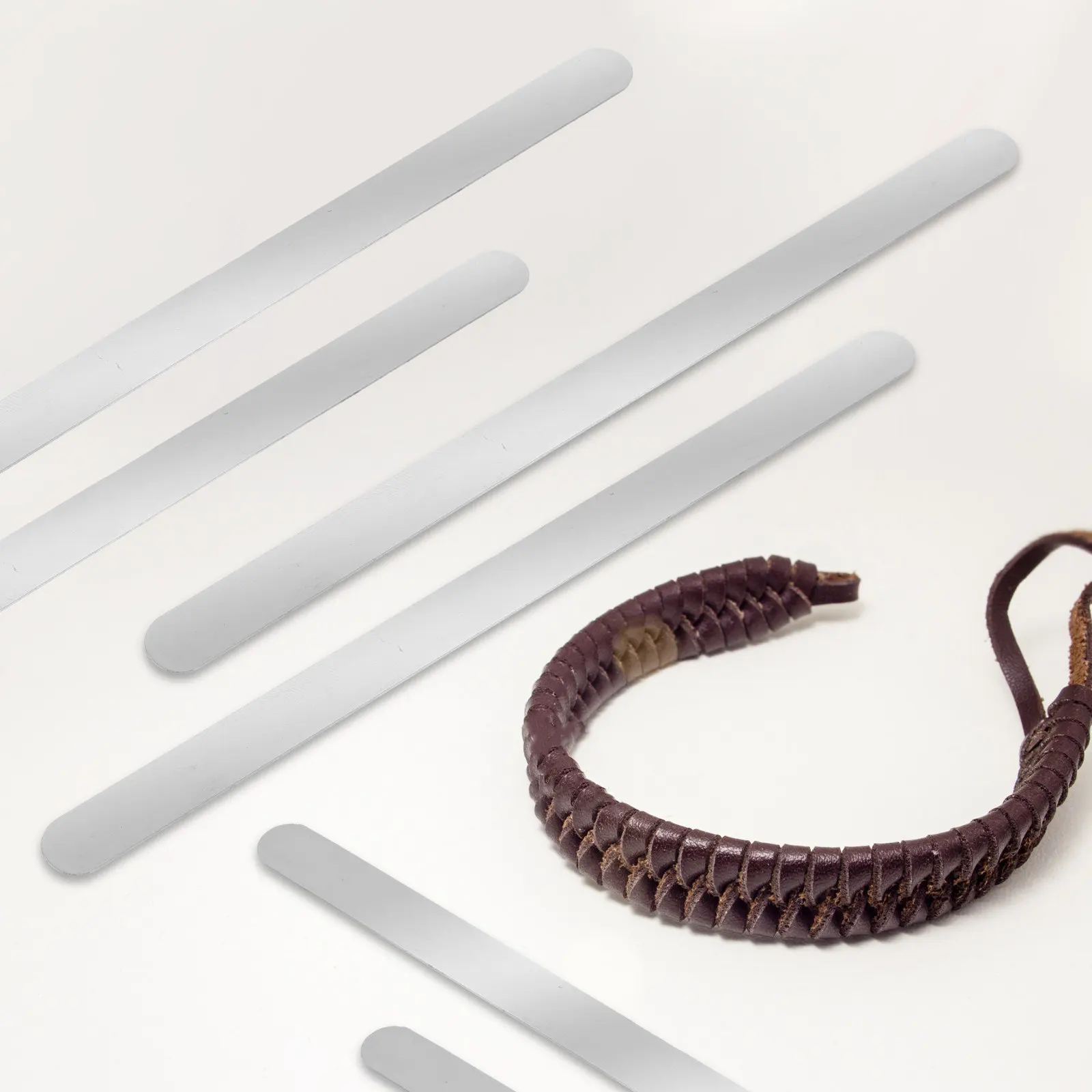 

Набор из 18 заготовок для браслетов из высококачественной нержавеющей стали: изогнутые манжеты для гравировки, штамповки и тиснения (для проектов DIY)