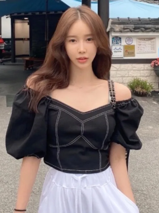 

Chic Bubble Sve irt Women's ort Sle Heart Collar Slim Fit Court Sle Top for Young Women 8-24 Years Old