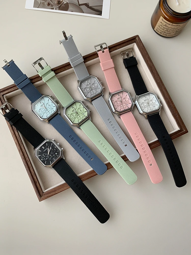 Orologio da donna con cintura in acciaio di alto valore, leggero, di lusso, alla moda, con temperamento