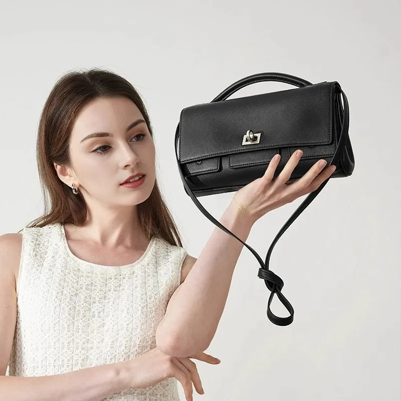

2025 New Horizontal Minimalist High-end Fashion Bag, French Stick Bag, Hand-held Single Shoulder Crossbody Leather Women's Bag