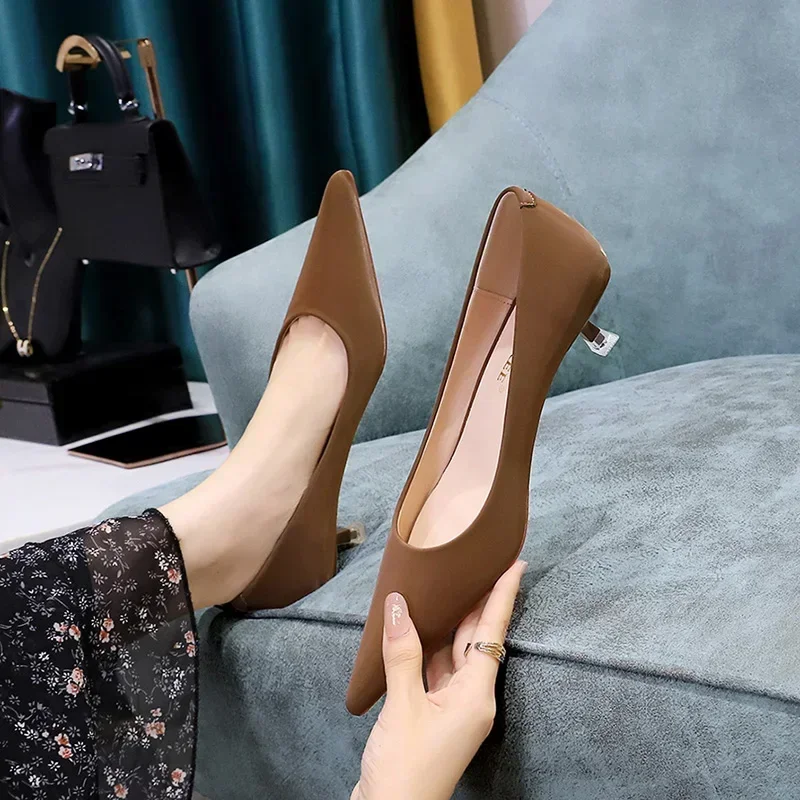 Spring Autumn Women Lightweight 4.5cm High Heels Daily Casual Pumps Lady Shallow Pointed Toe Office Kitten Low Heels Work Shoes