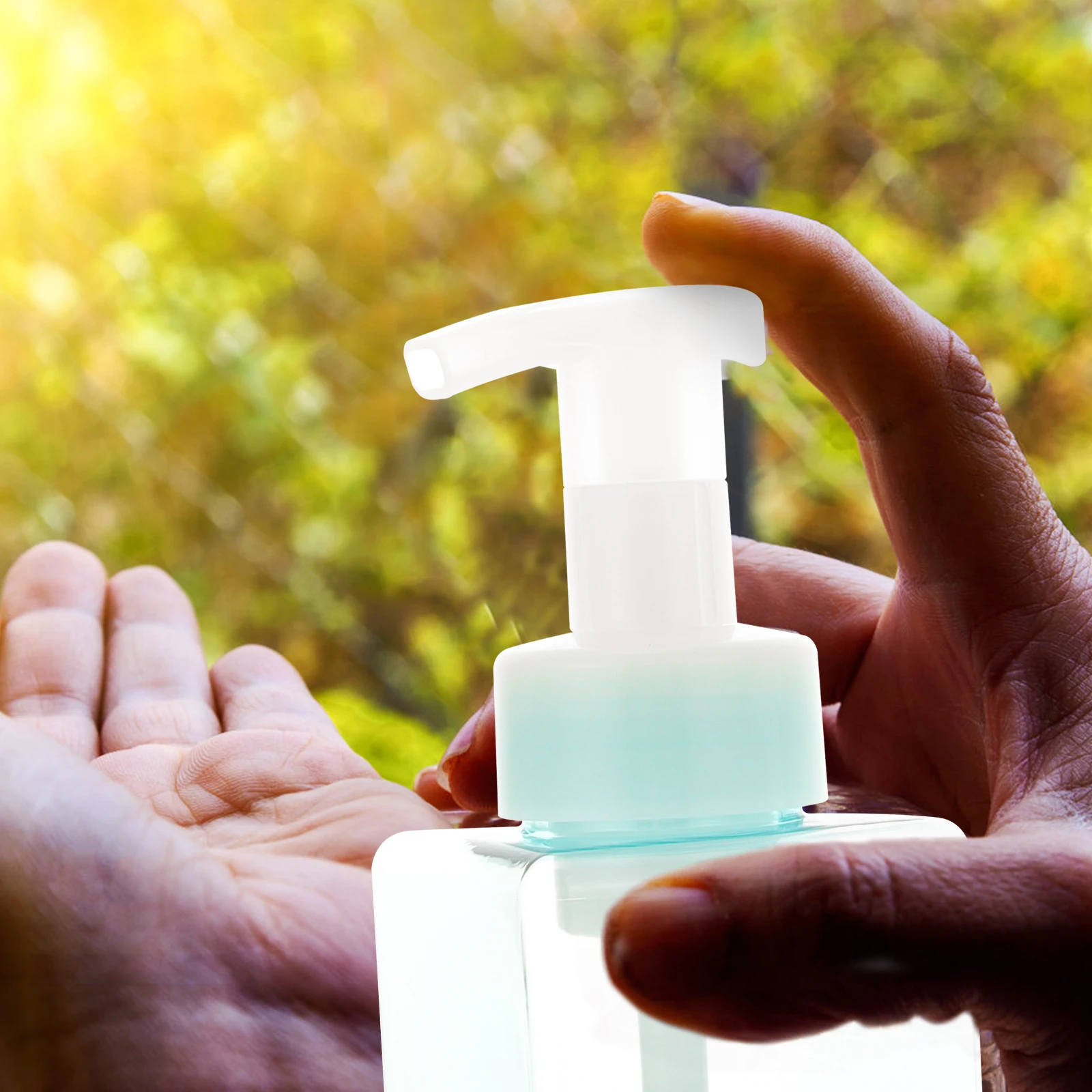 

2pcs Foaming Bottles Premium Reusable Travel Lotion Containers Durable Plastic Mousse Pump Bottle Portable Shampoo Container