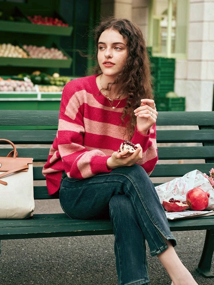 

OLrain Striped Pullovers Sweater Women's Antumn Winter 2025 New Loose Knitted Sweater Fashion Loose Female Jumpers VP56DM86213