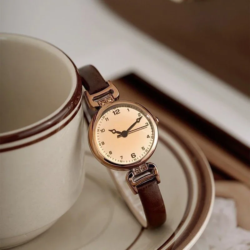 Women's Watches Small Round Ladies Bracelet Watch PU Leather Thin Retro Quartz Wristwatch for Women Girls Gifts Elegant retro st