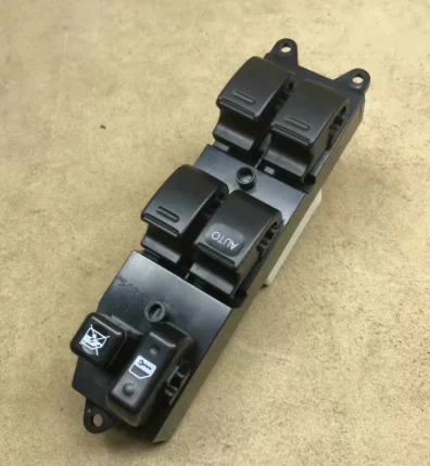 3746100-V08 1pc Window Regulator Switch Left Front Main Control Switch for Great Wall Tengyi V80 Cowry
