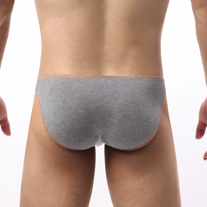 ملابس داخلية للرجال مقاس أوروبي من الحرير الجليدي ملابس داخلية مرنة قابلة للتنفس سراويل داخلية جديدة رفيعة للشباب متوسطة الخصر سراويل تحتية مثيرة على شكل حرف U منتفخة