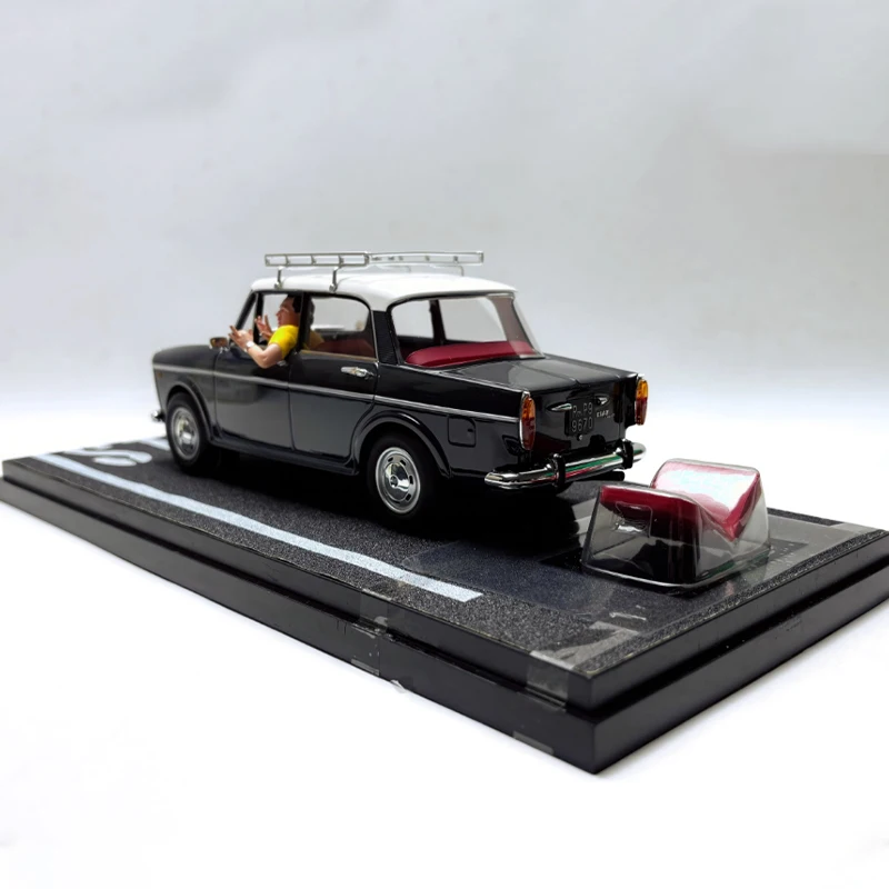 1:18 スケール 1981 1100D 樹脂モデルシミュレーション完成品装飾趣味お土産ギフトおもちゃコレクション静的ディスプレイ